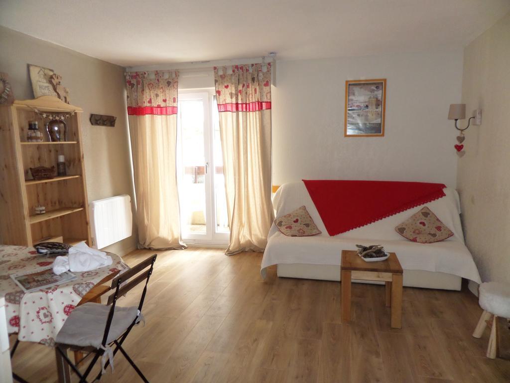 Appartements Les Balcons Du Soleil Font-Romeu-Odeillo-Via Bagian luar foto